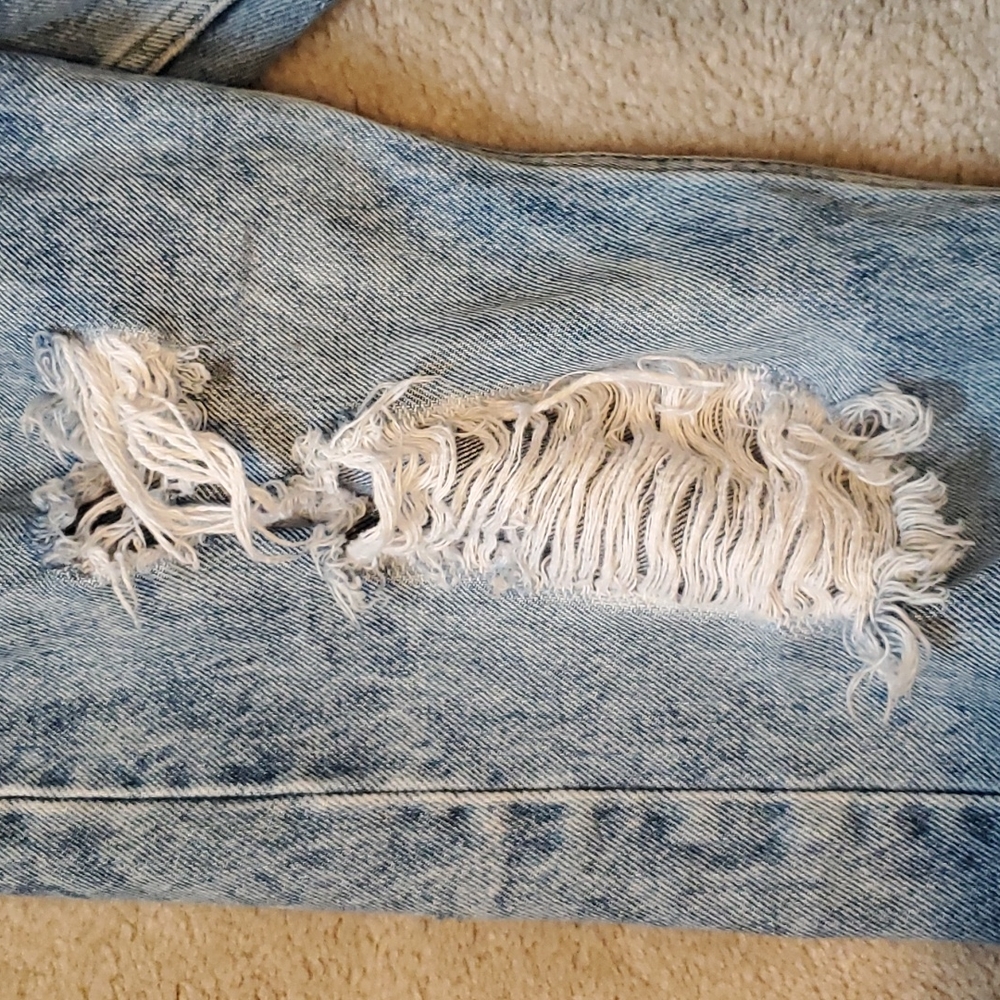 Jeans - Picture 2 of 4